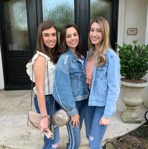 Meet your Posher, Sofia